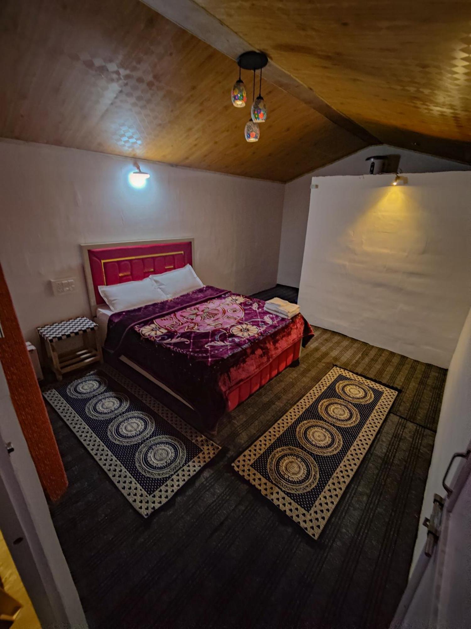 Pandora Riverside Cafe & Stay Kasol Eksteriør bilde